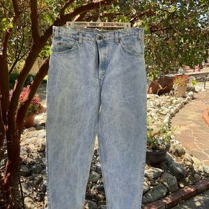 Levi stone wash